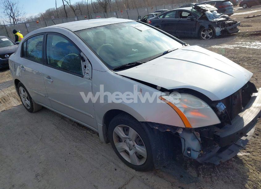 2010 Nissan Sentra 2.0S (VIN 3N1AB6APXAL692742) main photo