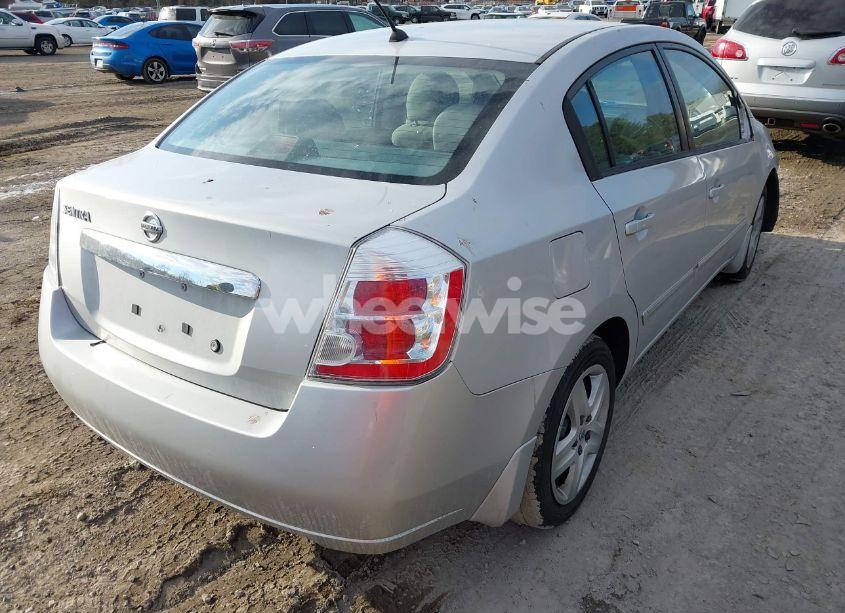 Photo 4 of 2010 Nissan Sentra 2.0S (VIN 3N1AB6APXAL692742)
