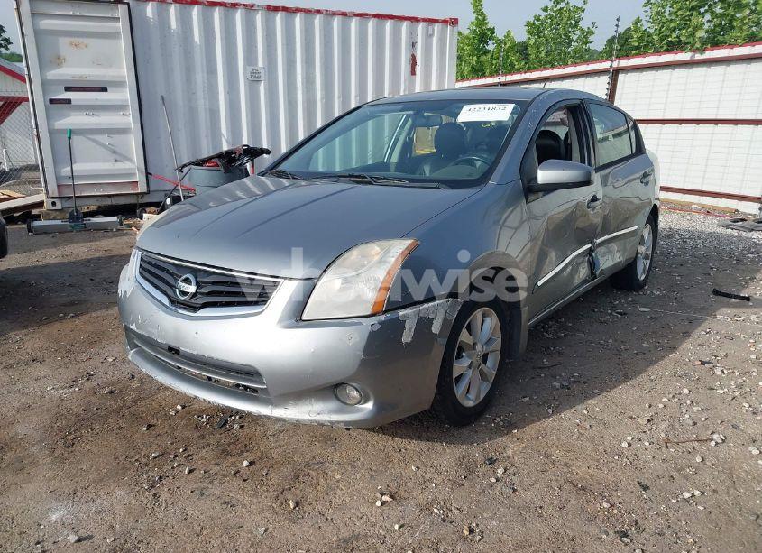 Photo 2 of 2011 Nissan Sentra 2.0SL (VIN 3N1AB6APXBL620456)