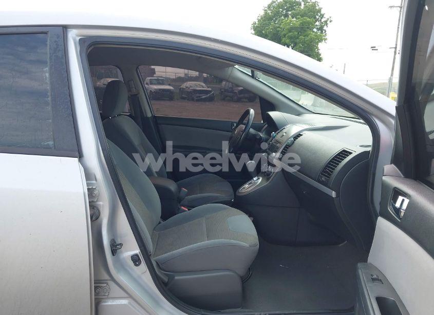 Photo 5 of 2011 Nissan Sentra 2.0SR (VIN 3N1AB6APXBL629884)