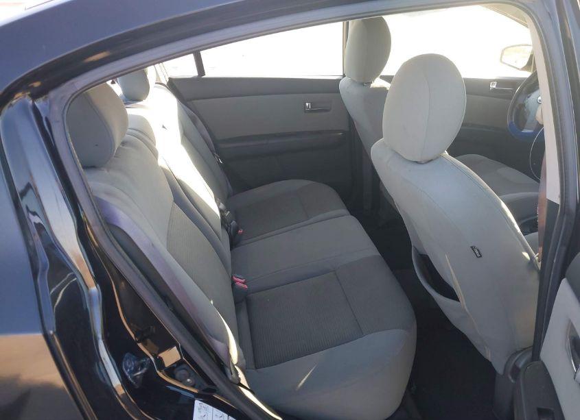 Photo 8 of 2011 Nissan Sentra 2.0SR (VIN 3N1AB6APXBL641100)