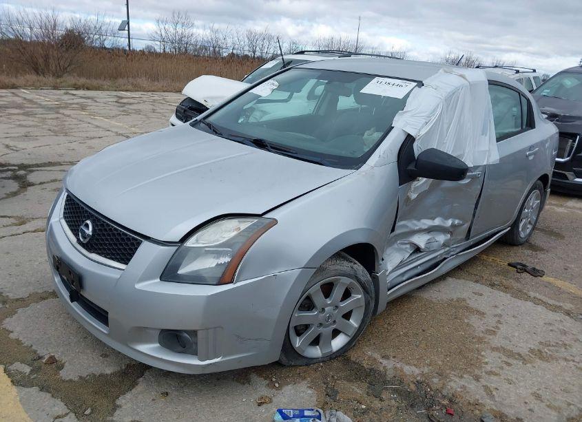 Photo 2 of 2011 Nissan Sentra 2.0SR (VIN 3N1AB6APXBL647205)