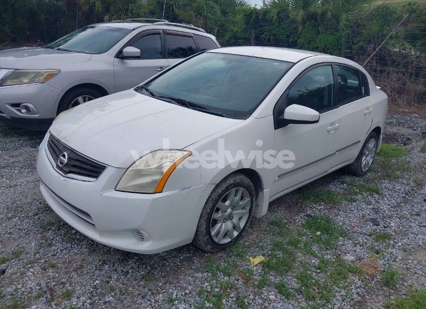 Photo 2 of 2011 Nissan Sentra 2.0S (VIN 3N1AB6APXBL662576)