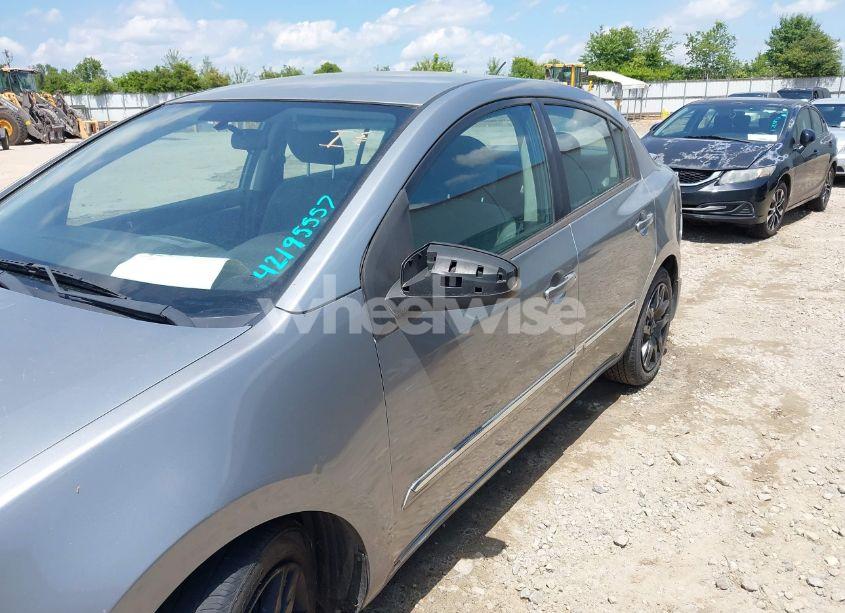 Photo 12 of 2011 Nissan Sentra 2.0S (VIN 3N1AB6APXBL686134)