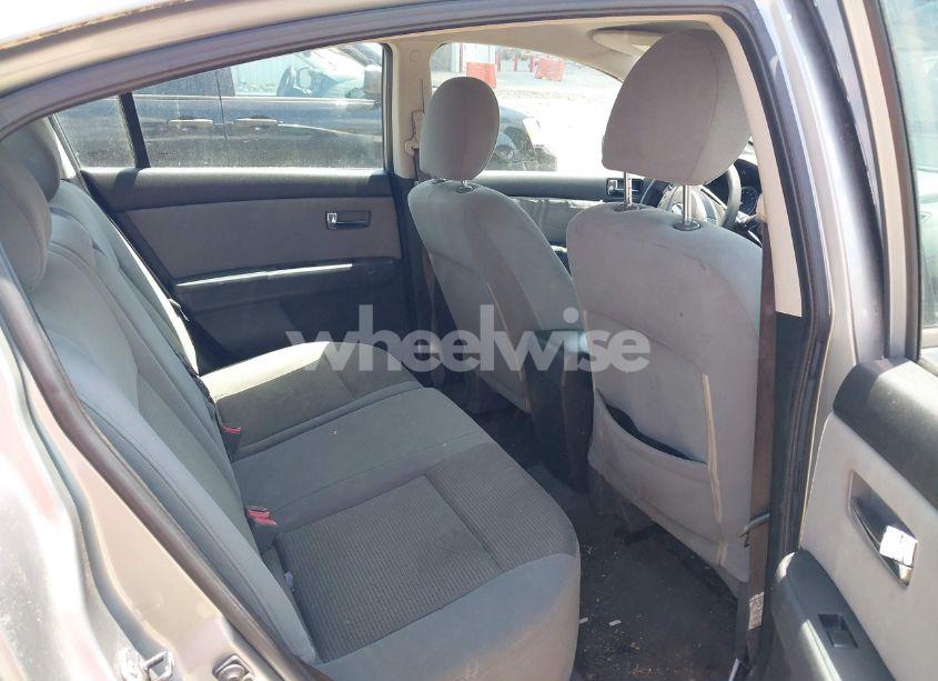 Photo 8 of 2011 Nissan Sentra 2.0S (VIN 3N1AB6APXBL686134)