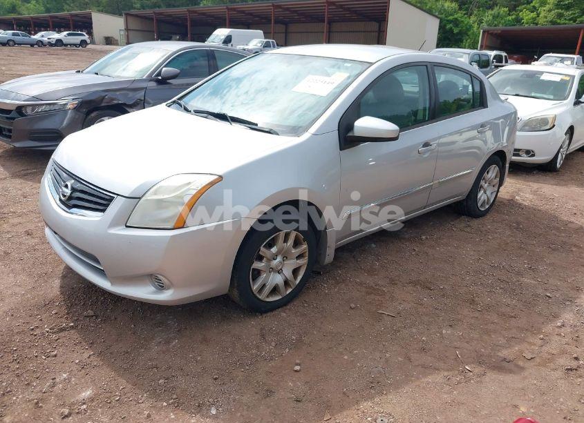 Photo 2 of 2011 Nissan Sentra 2.0S (VIN 3N1AB6APXBL695500)