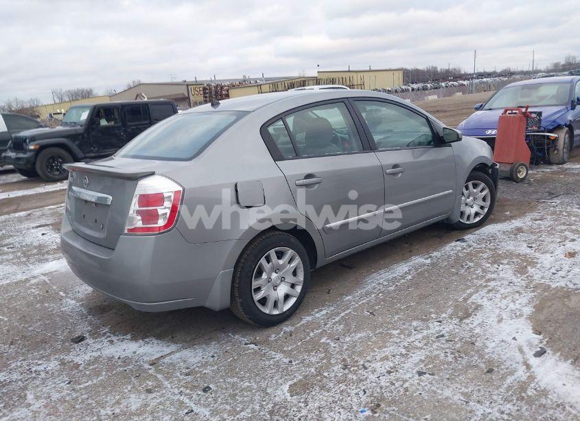 Photo 4 of 2011 Nissan Sentra 2.0S (VIN 3N1AB6APXBL728933)