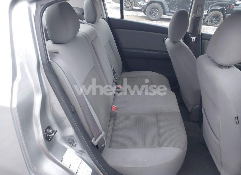 Photo 8 of 2011 Nissan Sentra 2.0S (VIN 3N1AB6APXBL728933)