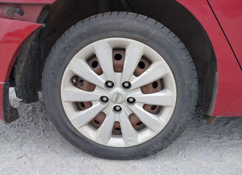 Photo 11 of 2014 Nissan Sentra FE+ S/FE+ SV/S/SL/SR/SV (VIN 3N1AB7AP0EL644145)