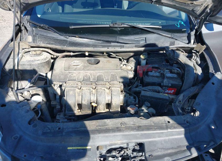 Photo 10 of 2015 Nissan Sentra FE+ S/S/SL/SR/SV (VIN 3N1AB7AP0FL665210)