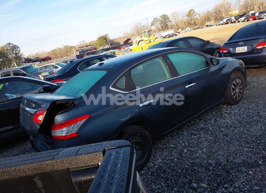 Photo 4 of 2015 Nissan Sentra SV (VIN 3N1AB7AP0FL676577)