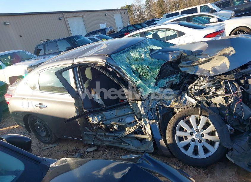 Photo 13 of 2015 Nissan Sentra SV (VIN 3N1AB7AP0FL686056)