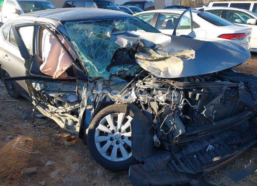 Photo 6 of 2015 Nissan Sentra SV (VIN 3N1AB7AP0FL686056)