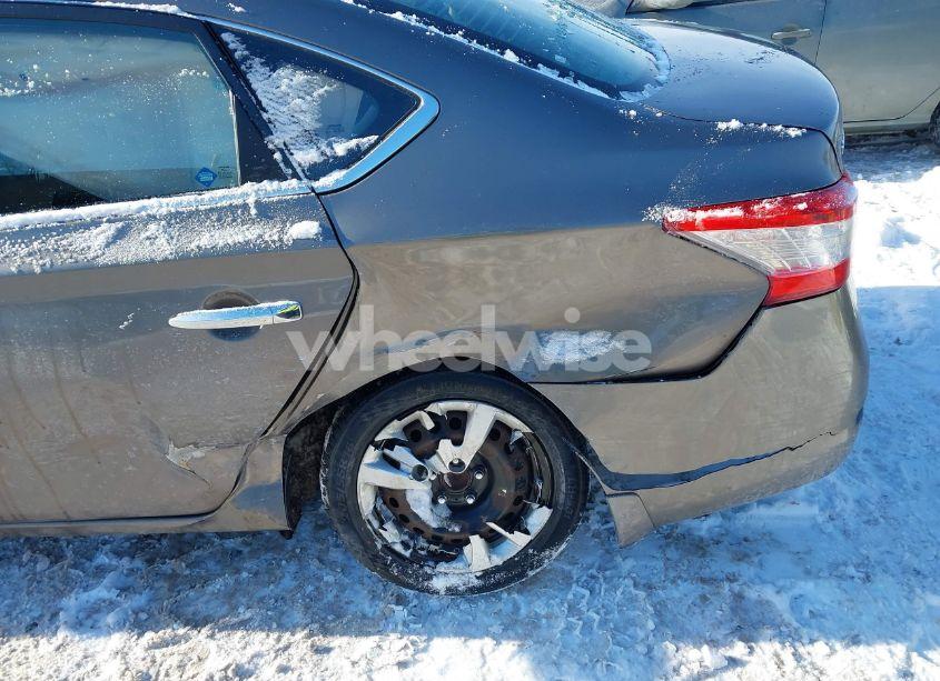 Photo 6 of 2015 Nissan Sentra SV (VIN 3N1AB7AP0FL686719)