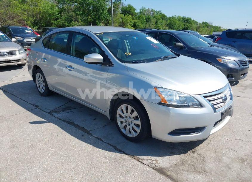 2015 Nissan Sentra S (VIN 3N1AB7AP0FY215026) main photo