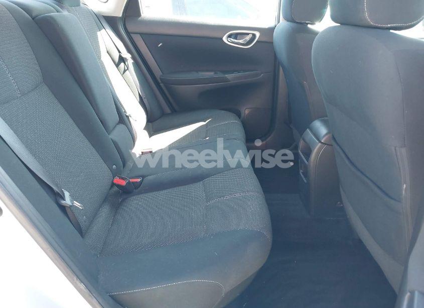 Photo 8 of 2015 Nissan Sentra S (VIN 3N1AB7AP0FY215026)