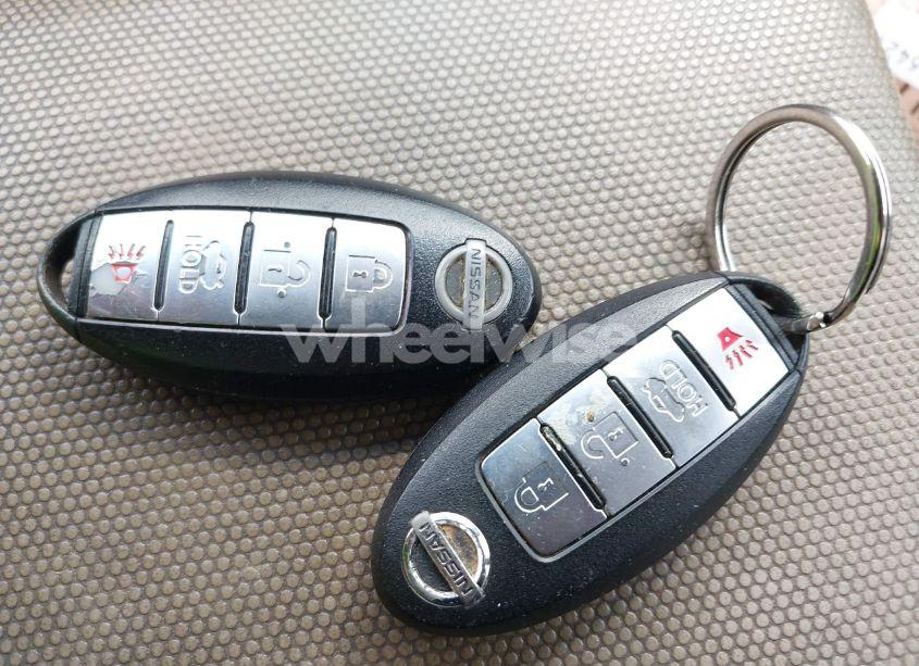 Photo 11 of 2015 Nissan Sentra SL (VIN 3N1AB7AP0FY237642)