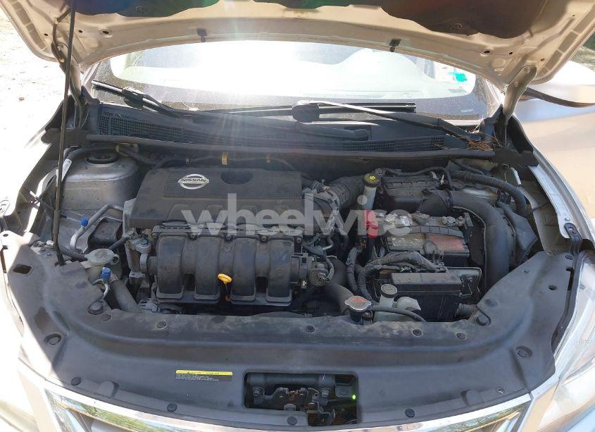 Photo 10 of 2015 Nissan Sentra S (VIN 3N1AB7AP0FY267644)