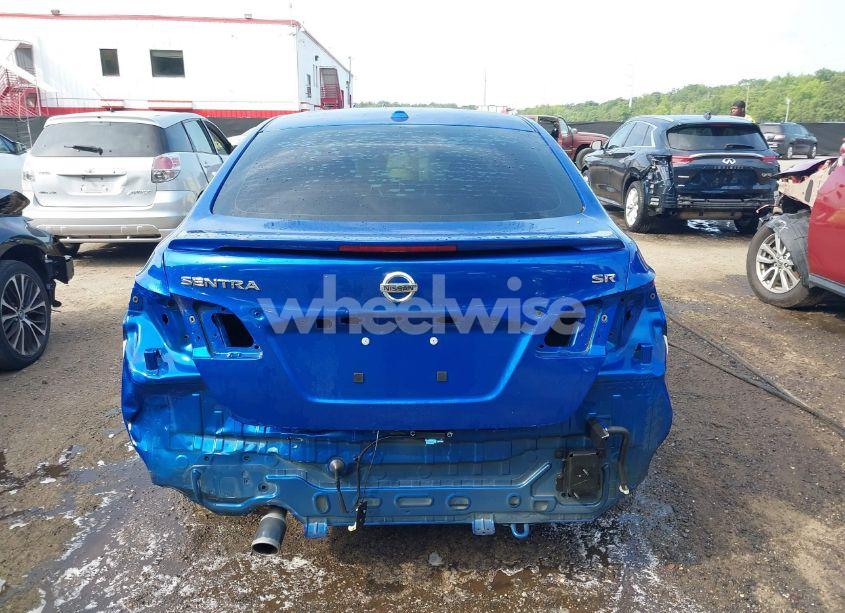 Photo 16 of 2015 Nissan Sentra SR (VIN 3N1AB7AP0FY268342)
