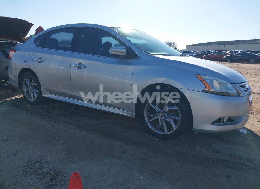 2015 Nissan Sentra SR (VIN 3N1AB7AP0FY274870) main photo