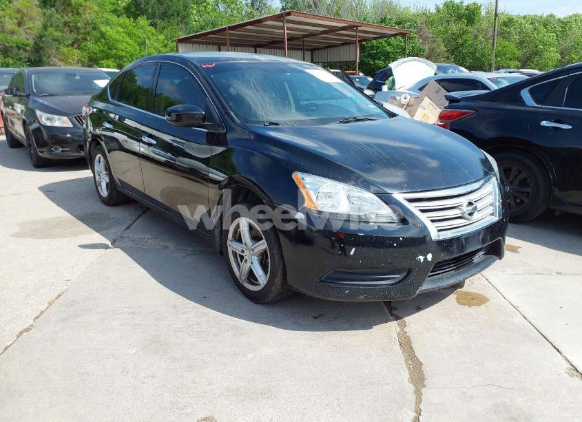 2015 Nissan Sentra S (VIN 3N1AB7AP0FY285741) main photo