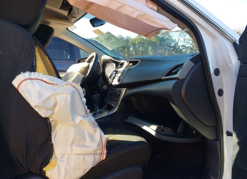 Photo 5 of 2015 Nissan Sentra S (VIN 3N1AB7AP0FY296559)