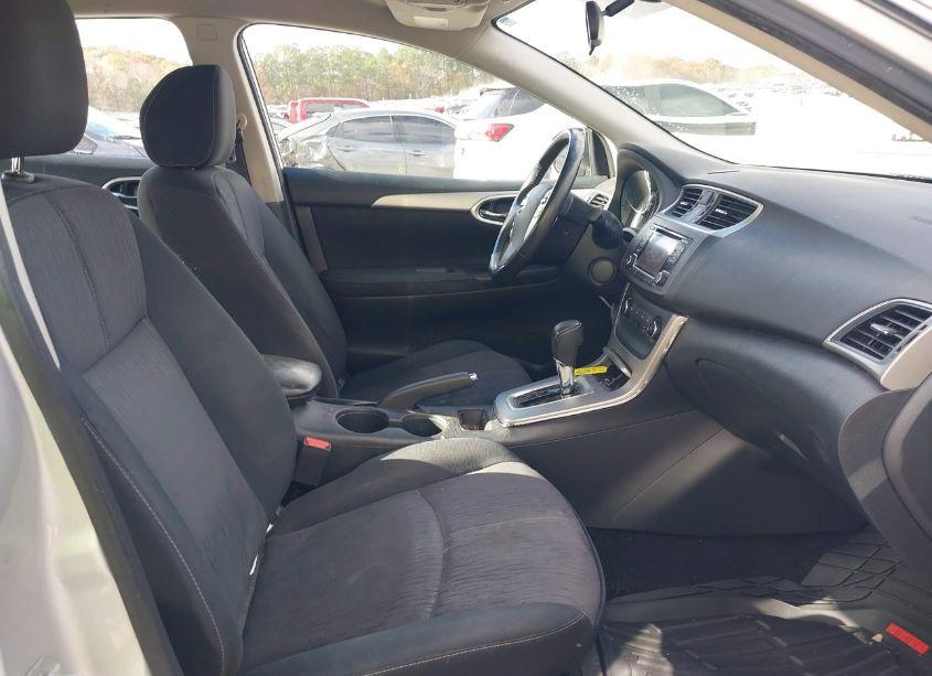 Photo 5 of 2015 Nissan Sentra SV (VIN 3N1AB7AP0FY305938)