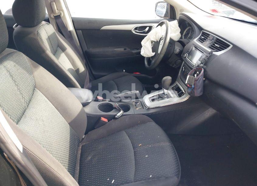 Photo 5 of 2015 Nissan Sentra SR (VIN 3N1AB7AP0FY314963)