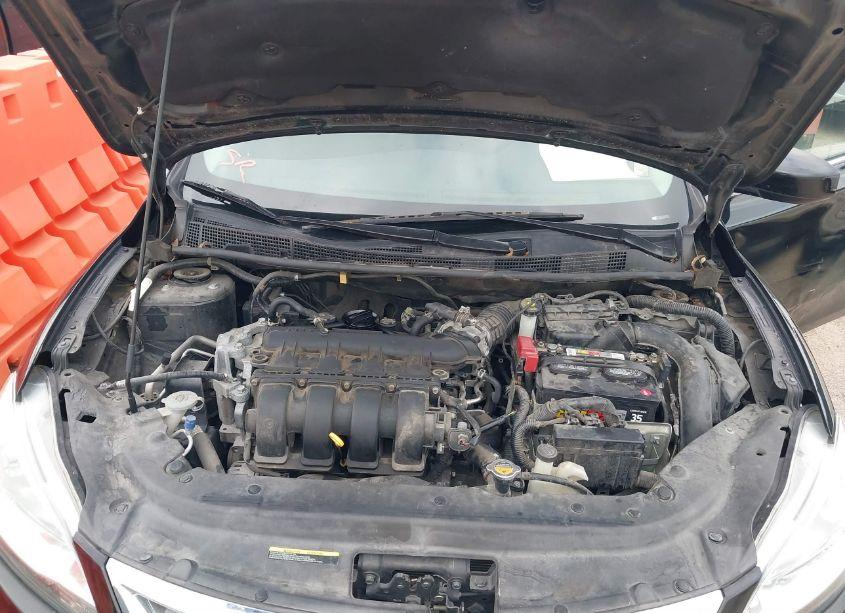 Photo 10 of 2015 Nissan Sentra S (VIN 3N1AB7AP0FY315496)