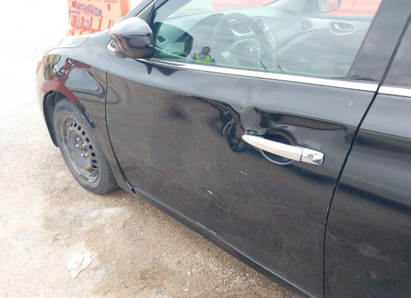 Photo 12 of 2015 Nissan Sentra S (VIN 3N1AB7AP0FY315496)