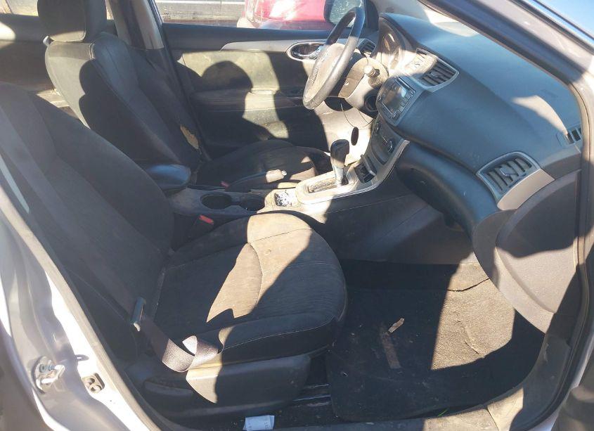 Photo 5 of 2015 Nissan Sentra SV (VIN 3N1AB7AP0FY319239)