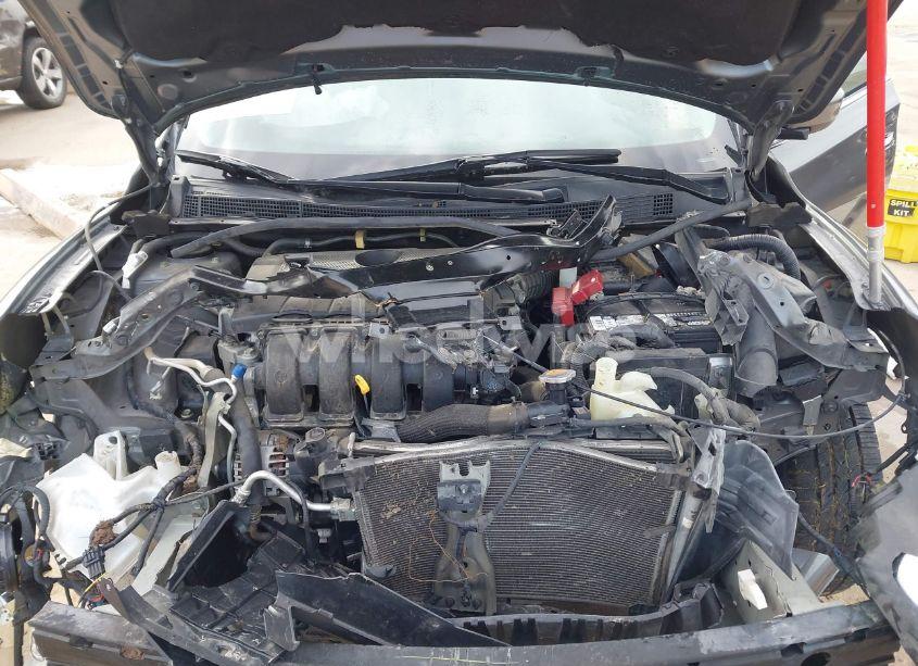 Photo 10 of 2015 Nissan Sentra SV (VIN 3N1AB7AP0FY319564)