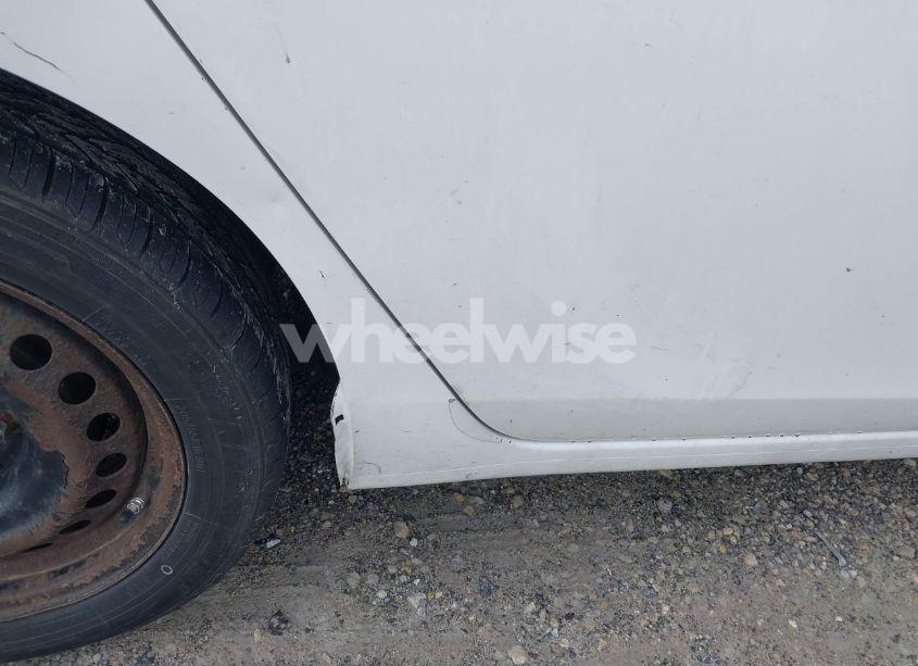 Photo 15 of 2015 Nissan Sentra SV (VIN 3N1AB7AP0FY375472)