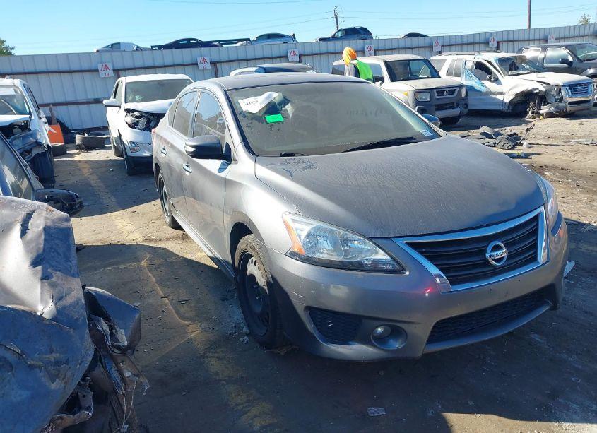 2015 Nissan Sentra SR (VIN 3N1AB7AP0FY377707) main photo