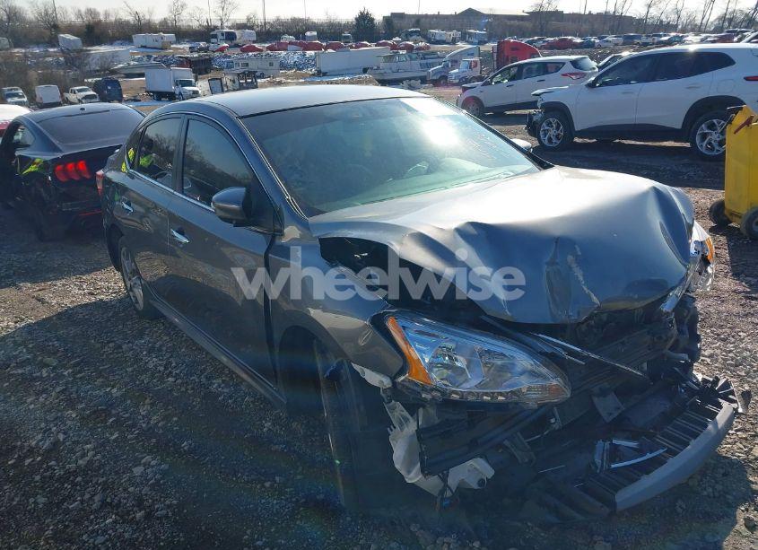 2015 Nissan Sentra SR (VIN 3N1AB7AP0FY379263) main photo