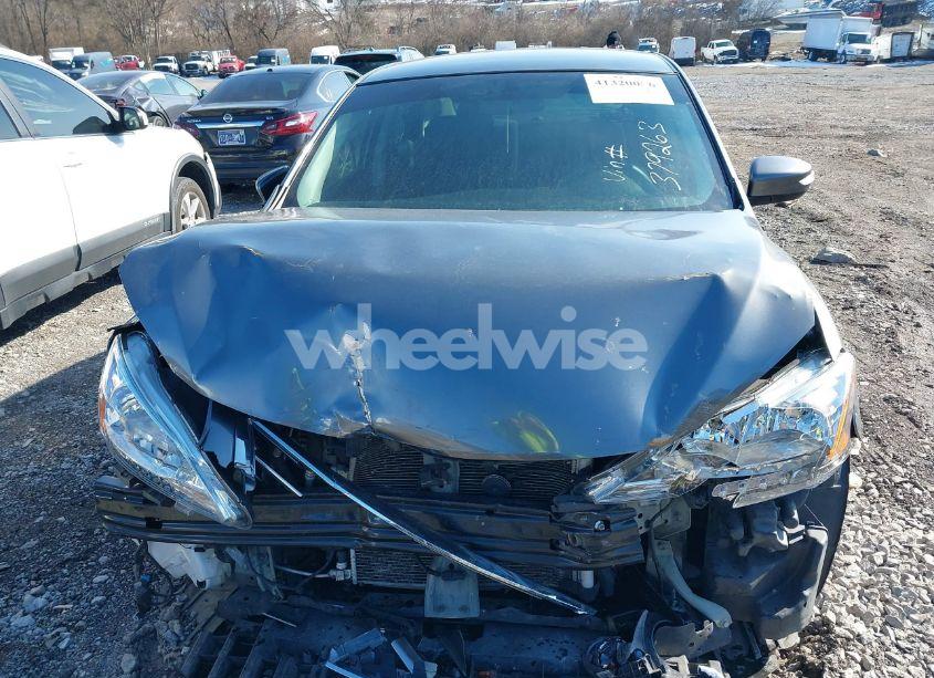 Photo 12 of 2015 Nissan Sentra SR (VIN 3N1AB7AP0FY379263)