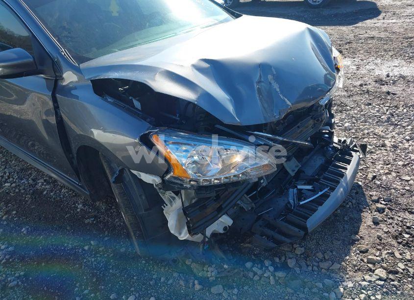 Photo 6 of 2015 Nissan Sentra SR (VIN 3N1AB7AP0FY379263)