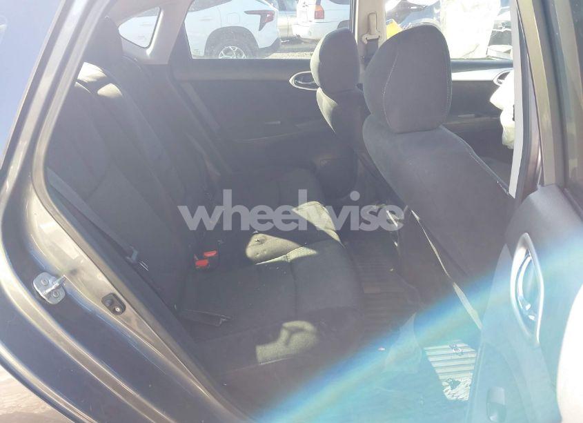 Photo 8 of 2015 Nissan Sentra SR (VIN 3N1AB7AP0FY379263)