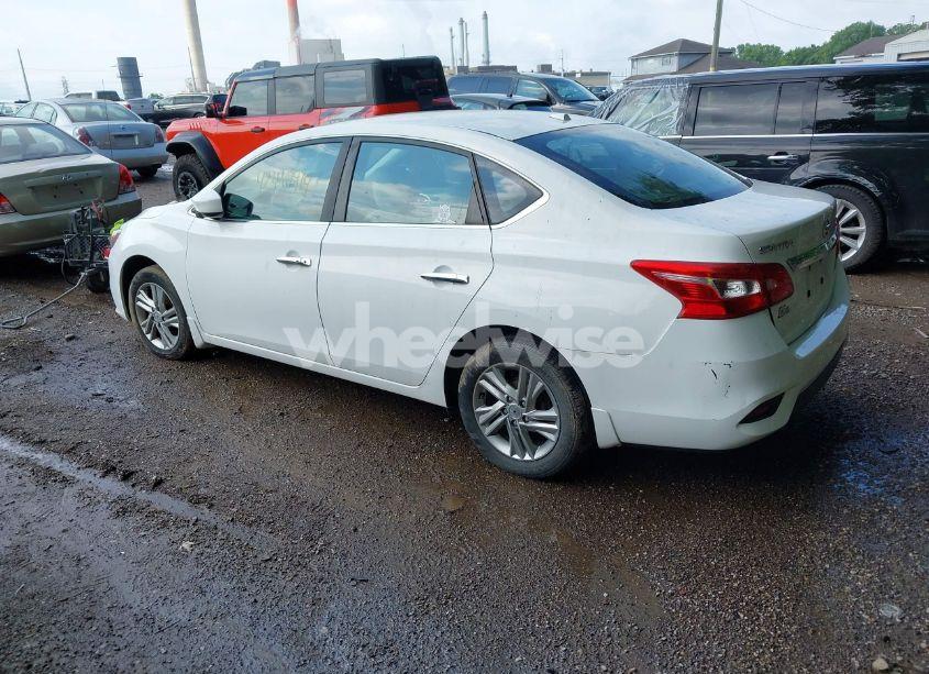 Photo 3 of 2016 Nissan Sentra SV (VIN 3N1AB7AP0GL659439)