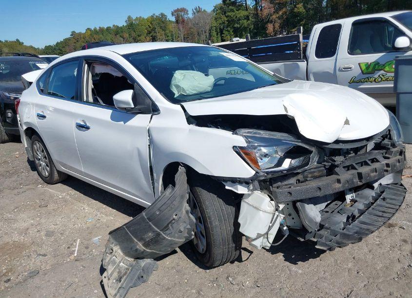 2016 Nissan Sentra SV (VIN 3N1AB7AP0GL660834) main photo