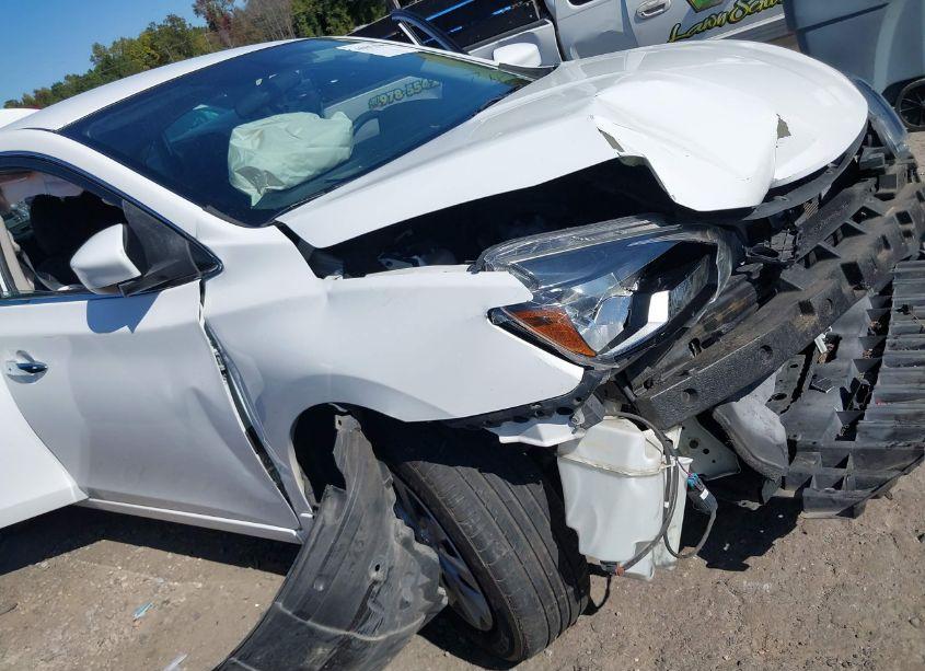 Photo 12 of 2016 Nissan Sentra SV (VIN 3N1AB7AP0GL660834)