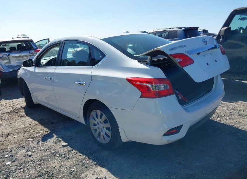 Photo 3 of 2016 Nissan Sentra SV (VIN 3N1AB7AP0GL660834)