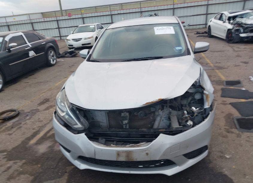 Photo 12 of 2016 Nissan Sentra SV (VIN 3N1AB7AP0GL671476)