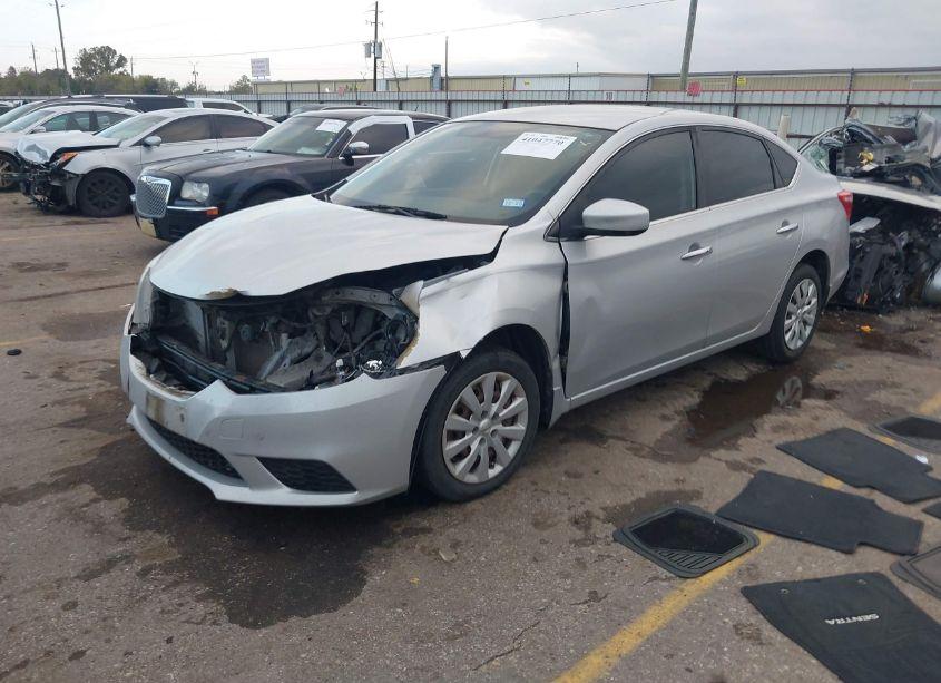 Photo 2 of 2016 Nissan Sentra SV (VIN 3N1AB7AP0GL671476)