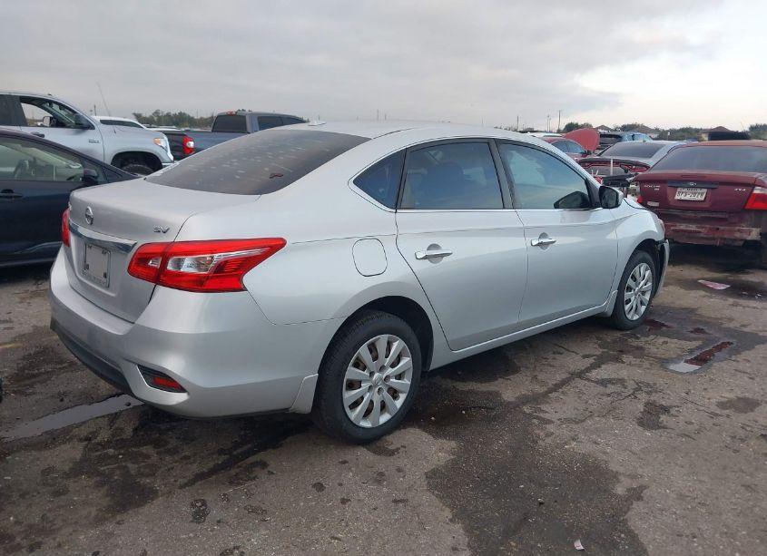 Photo 4 of 2016 Nissan Sentra SV (VIN 3N1AB7AP0GL671476)