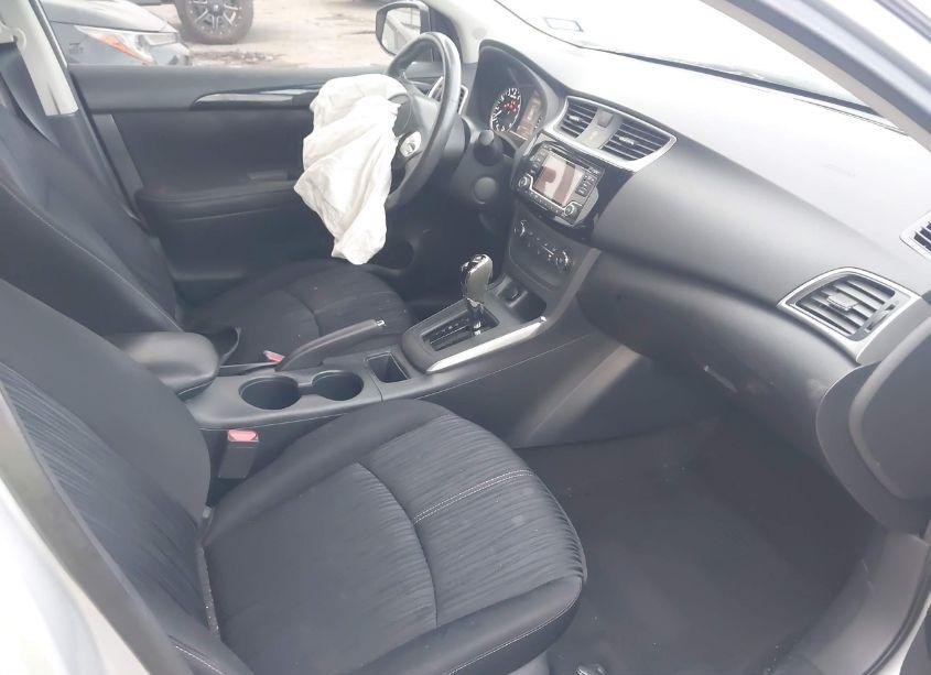 Photo 5 of 2016 Nissan Sentra SV (VIN 3N1AB7AP0GL671476)