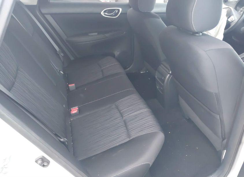 Photo 8 of 2016 Nissan Sentra SV (VIN 3N1AB7AP0GL671476)