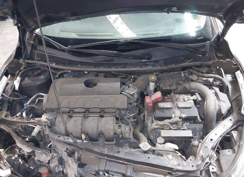 Photo 10 of 2016 Nissan Sentra SV (VIN 3N1AB7AP0GL679027)