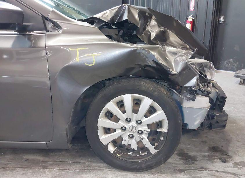 Photo 19 of 2016 Nissan Sentra SV (VIN 3N1AB7AP0GL679027)