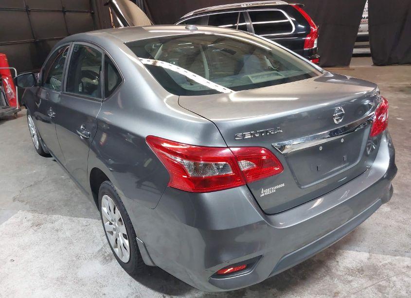 Photo 3 of 2016 Nissan Sentra SV (VIN 3N1AB7AP0GL679027)